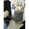 Image 1 : Old watering can