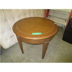 Round wood end table 24" diameter