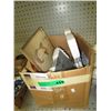 Image 1 : Box of picture frames