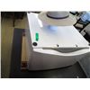 Image 1 : White laundry pedestal