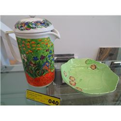 Two pieces of glass ware