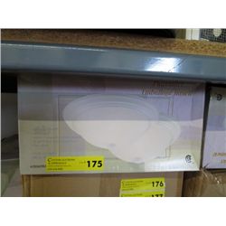 Case of ceiling lights - White glass white trim