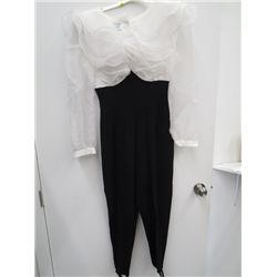 Costume - jumpsuit with stirrup pants and frills