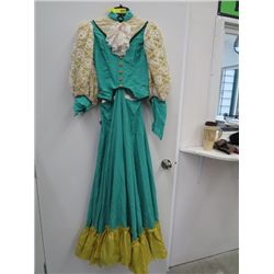 Costume
