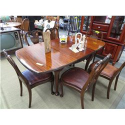 RARE - Antique tiger wood finish table with chairs