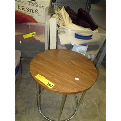 Small accent table 15" tall, 15" diameter