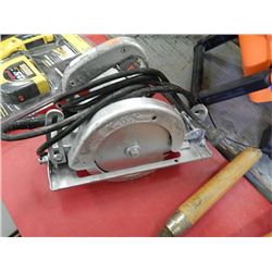 CIRCULAR SAW