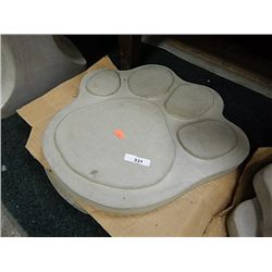 CONCRETE - PAW - MED