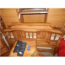 DOUBLE / QUEEN BED FRAME