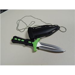 KNIFE - BLACK STAR - NEON GREEN HIGHLIGHTS - WITH SHEATH & CHAIN - 211124