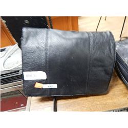 LEATHER PURSE