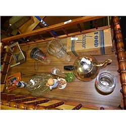 LOT OF GLASS ORNAMENTS