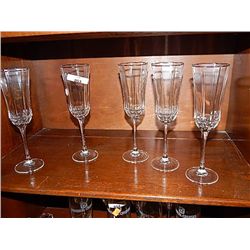 SHELF OF CRYSTAL GLASSES - 6