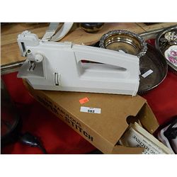 SUPER STITCH SEWING MACHINE