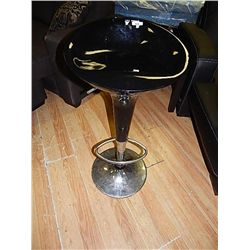 BLACK HYDRAULIC LIFT BAR STOOL