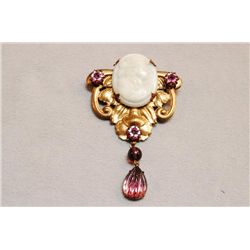 Gorgeous Vintage Cameo Brooch