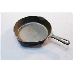 Antique Griswold Cast Iron Pan