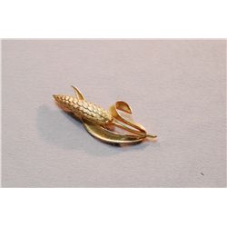 Vintage Trifari Brooch