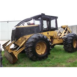CAT 525 Log Skidder