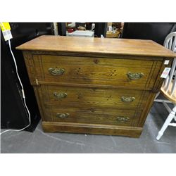 Oak 3 Drawer Dresser