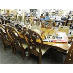 Walnut Dining Room Table w/8 Chairs