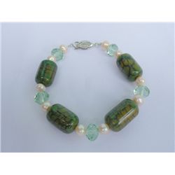 200CTW GREEN CARNILLIAN AND PEARL BRACELET****8-INCH***
