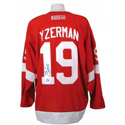 Steve Yzerman