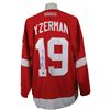 Image 1 : Steve Yzerman
