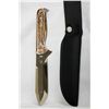 Image 2 : COLLECTORS EDITION CARVED HUNTING KNIFE
