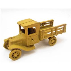15211 - CAST IRON PICK UP TRUCK