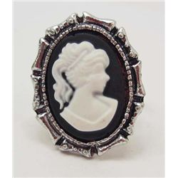 15145 - EMBOSSED CAMEO ADJUSTABLE RING