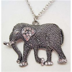 7274 - ELEPHANT RHINESTONE PENDANT W/CHAIN