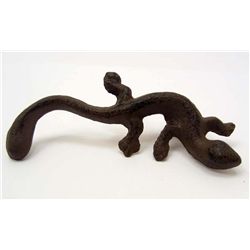 6883 - CAST IRON LIZARD DRAWER HANDLE
