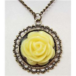 7313 - ROSE RHINESTONE PENDANT W/ CHAIN