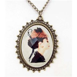7356 - LADY RHINESTONE PENDANT W/ CHAIN