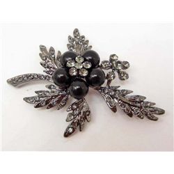 7119 - BEAUTIFUL RHINESTONE BROOCH