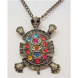 7277 - TORTOISE RHINESTONE PENDANT W/CHAIN
