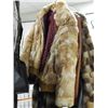 Image 1 : FUR COAT - SHORT