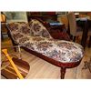 Image 1 : HIGHLY CARVED CHAISE LOUNGE - NEW REPRODUCTION
