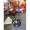 Image 1 : MOWER - BLACK & DECKER - WITH BAG