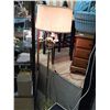 Image 1 : BRASS FLOOR LAMP
