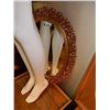 Image 1 : GUILDED FRAMED OVAL MIRROR
