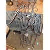 Image 1 : BLACK WIRE GARDEN TRELLISSES - 2