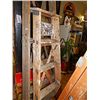 Image 1 : STEP LADDER - WOOD - 5'