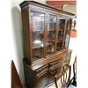 Image 2 : BOW FRONT BUFFET / HUTCH - KNECHTEL