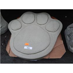 CONCRETE PAW - LARGE