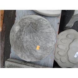 CONCRETE STEPING STONE - EAGLE