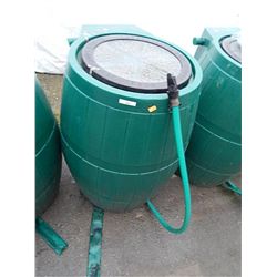 AUTHENTIC RAIN WATER BARREL WITH SCREENED TOP AND BOTTOM TAP / HOSE