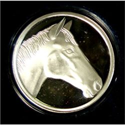 "HORSE HEAD" ON A BEAUTIFUL HIGH QUALITY  ONE OUNCE .999 SILVER ART ROUND