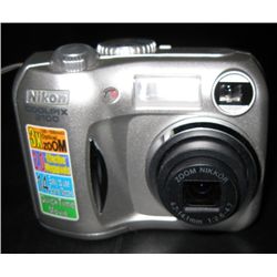 Nikon Cool Pix 2100 Digital Camera,